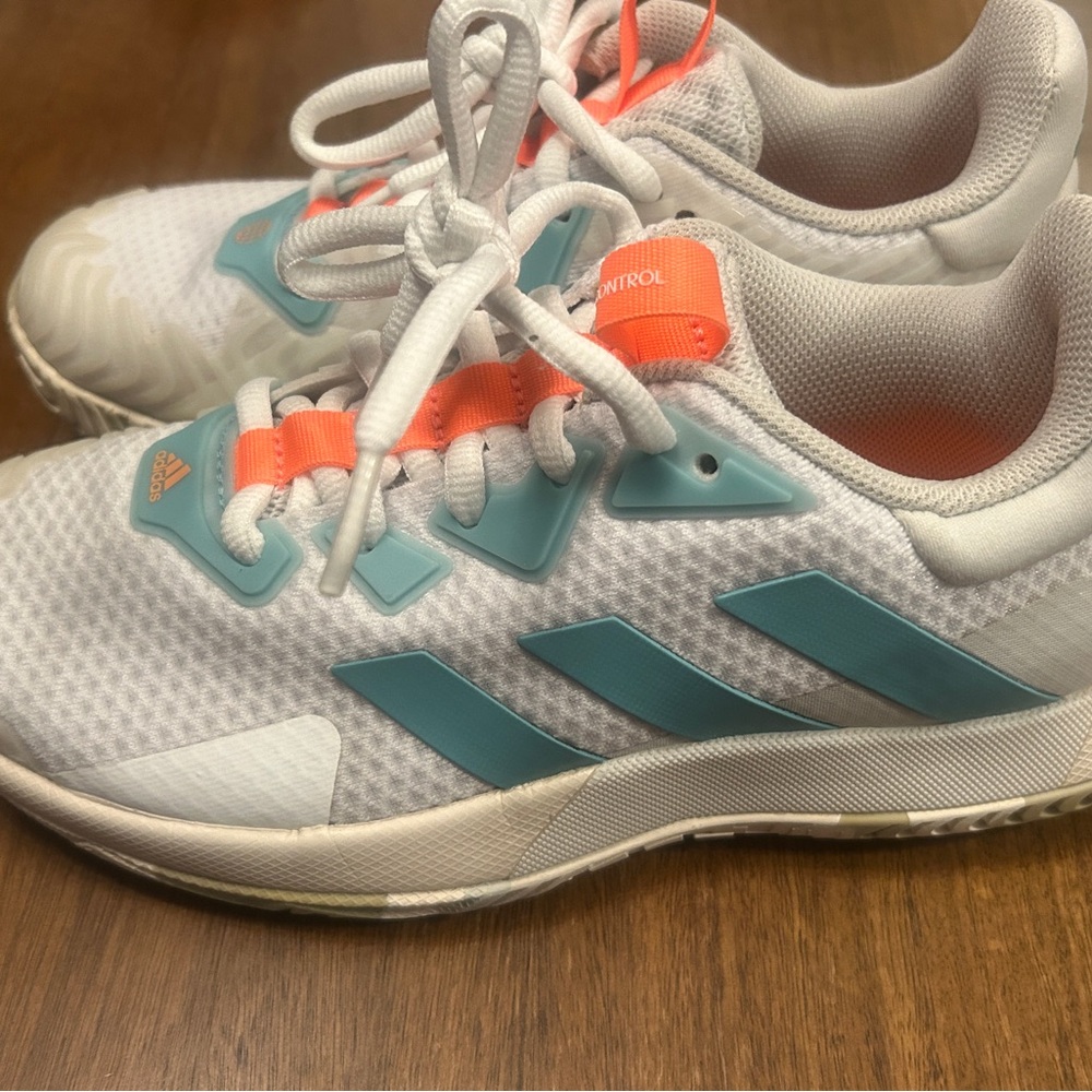 Adidas SoleMatch Control Tennis Shoes Pickleball 6.5 Athletic Trainers Sneakers